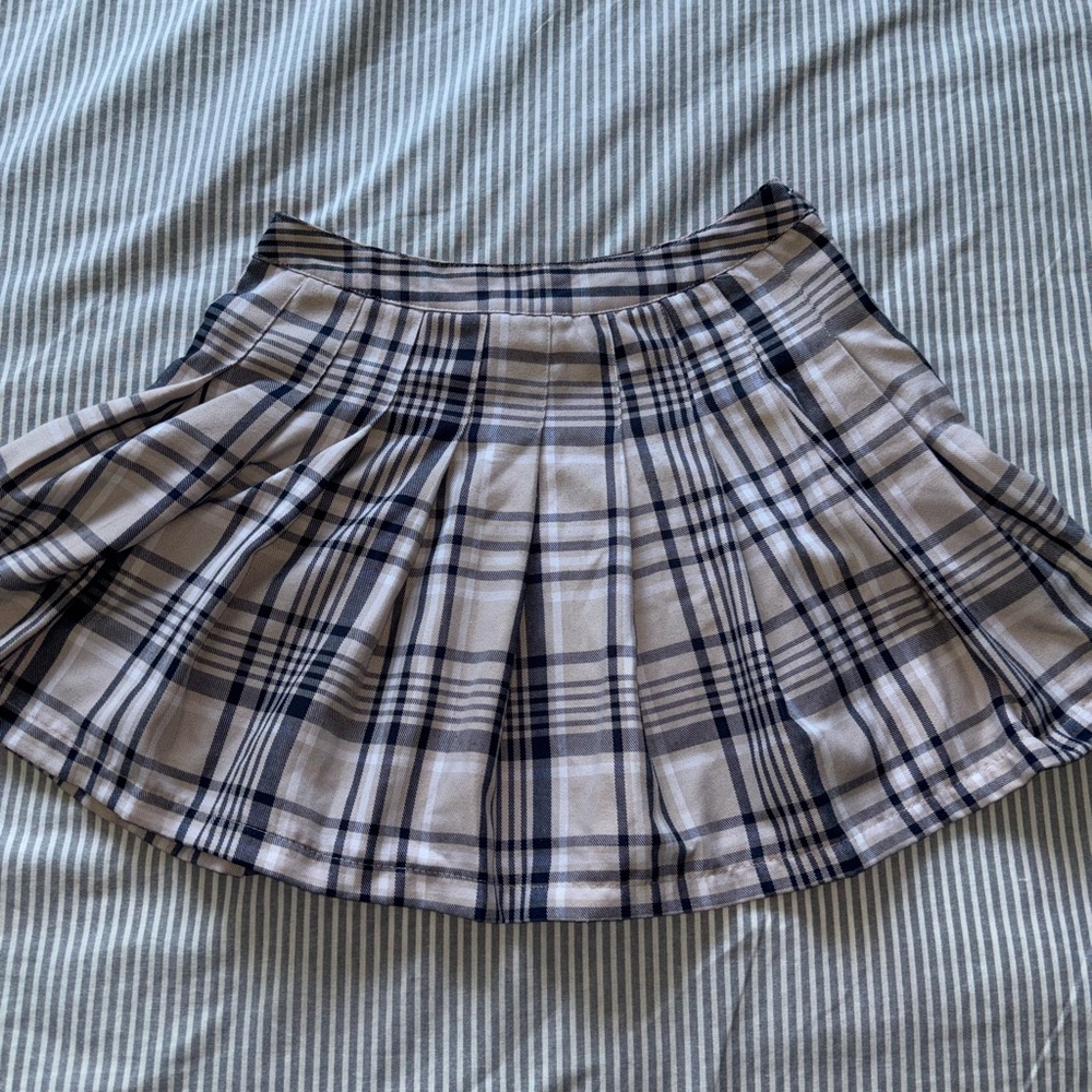 Chic Beige Plaid Skater Skirt